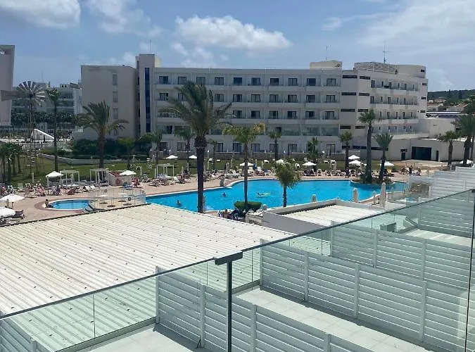 Otel Tsokkos Protaras