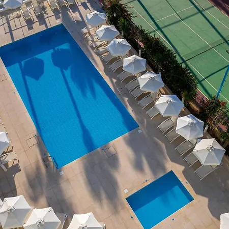 Ξενοδοχείο Tsokkos 4*