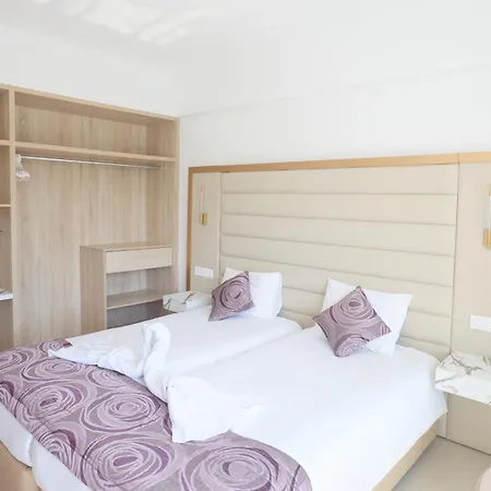 Hotel Tsokkos Protaras