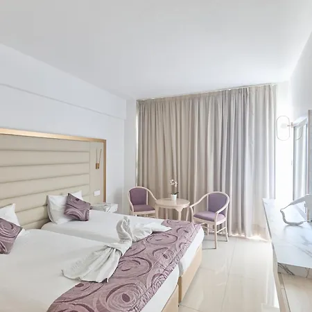 Hotel Tsokkos