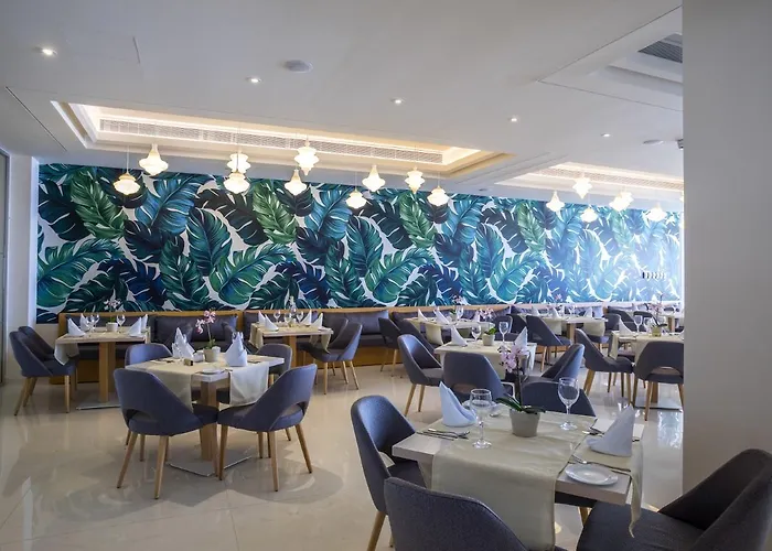 Otel Tsokkos Protaras